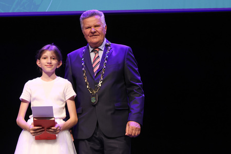 ZLATE PETICE 10 FOTO LJUBO VUKELIČ